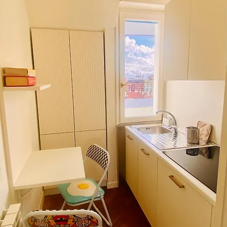 Charming Attico Vista Duomo * 밀라노