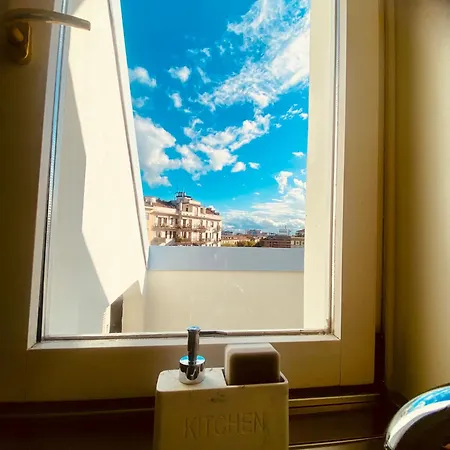 Charming Attico Vista Duomo 아파트 밀라노
